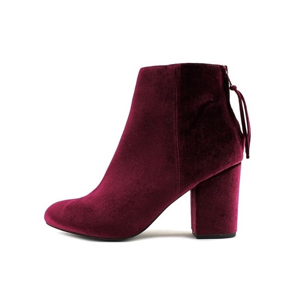 Steve Madden Shoes - **HOST PICK** Steve Madden - Cynthia Ankle Boot